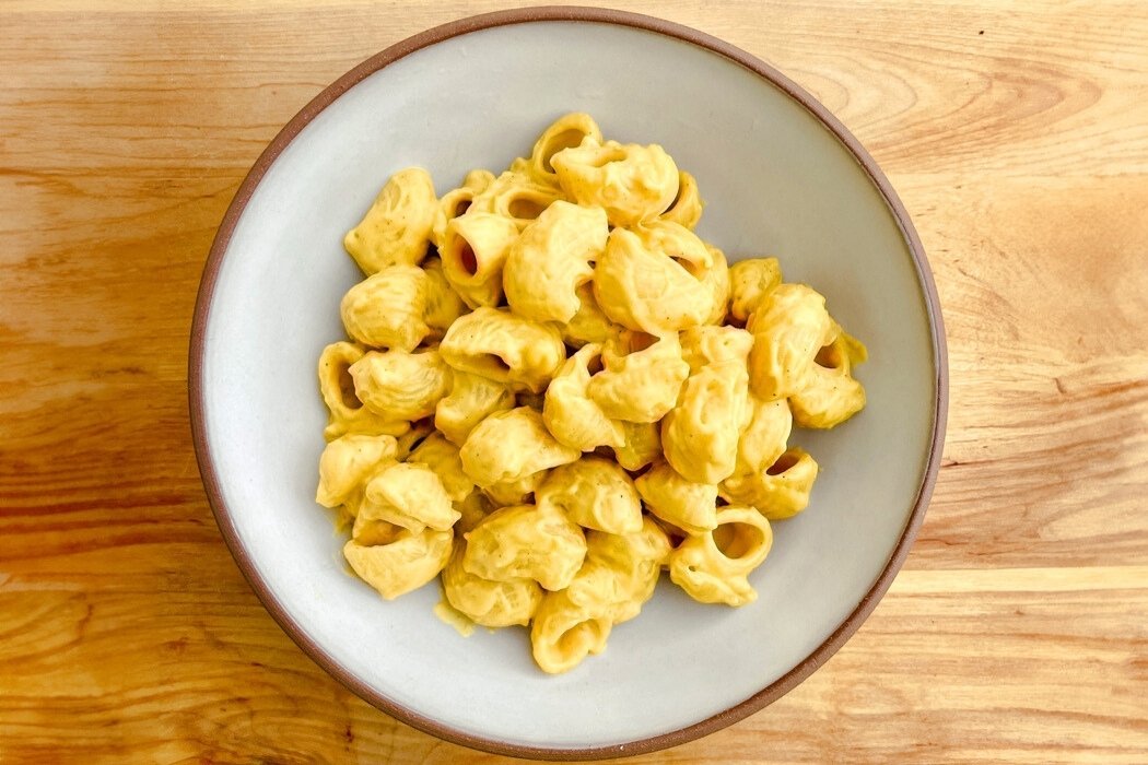 Creamy cashew mac and cheese