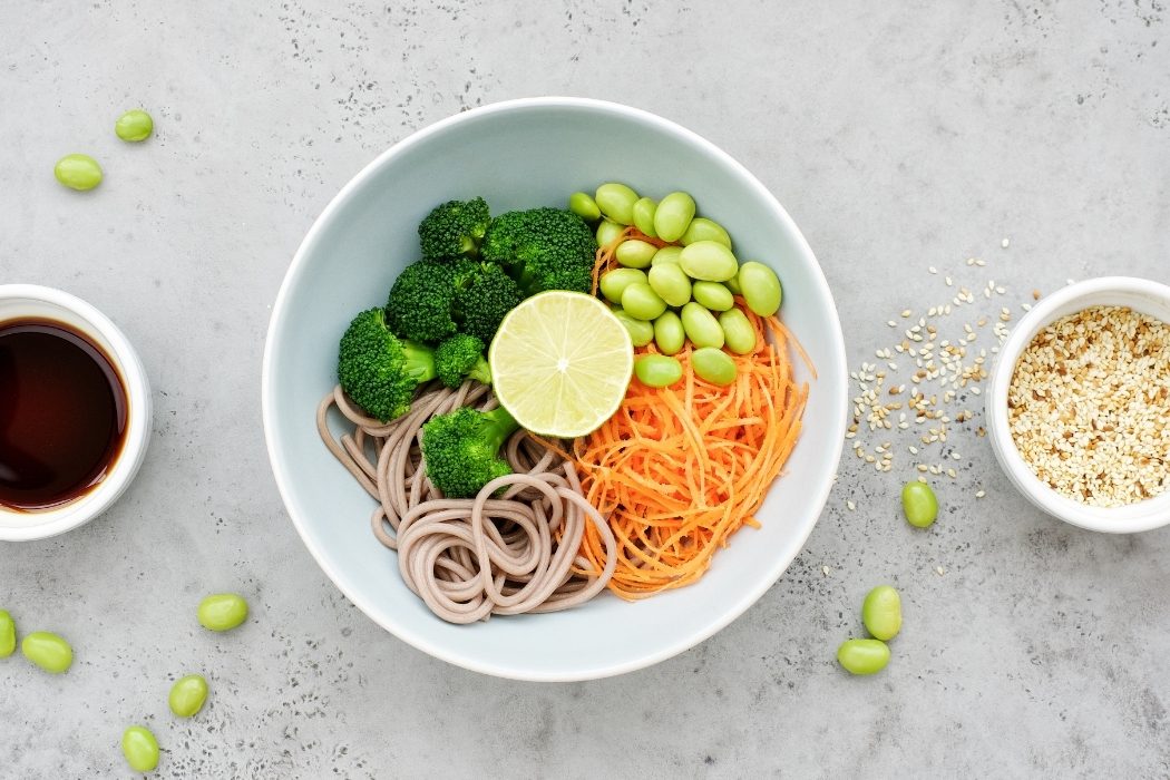 Salad mì soba